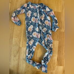 Gigi and Max floral zippy. Size 12-18 months.